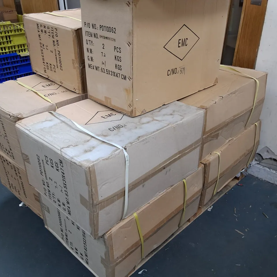 PALLET CONTAINING 20 BOXED EMCOLITE CDMT TRIMLESS DOWNLIGHTS - EMC CDMDG622