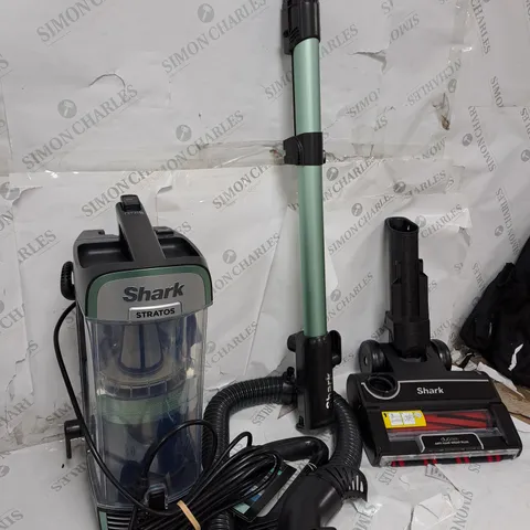 SHARK STRATOS UPRIGHT VACUUM CLEANER WITH PET-TOOL & CAR KIT NZ860UK