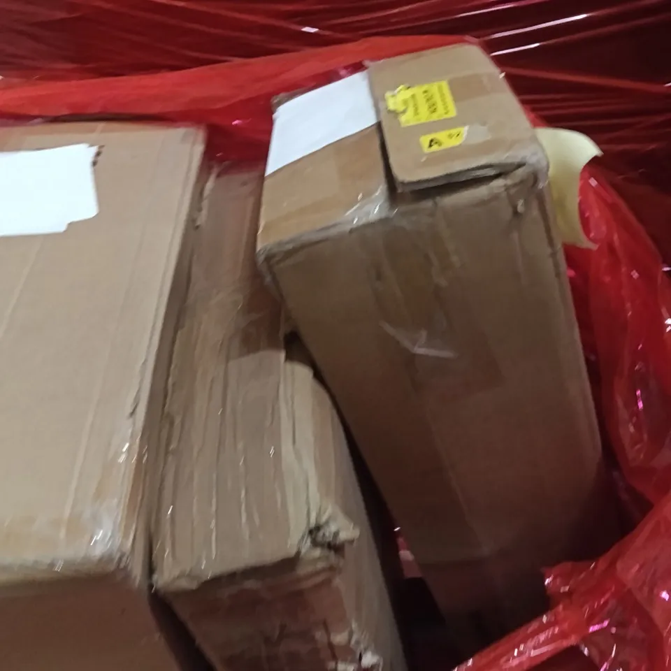 PALLET OF ASSORTED ITEMS INCLUDING -PARTY TENT, CHILDREN'S OUTDOOR PLAY AREA