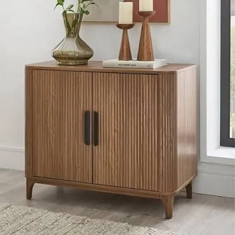 BOXED CARINA SMALL SIDEBOARD - MID OAK 