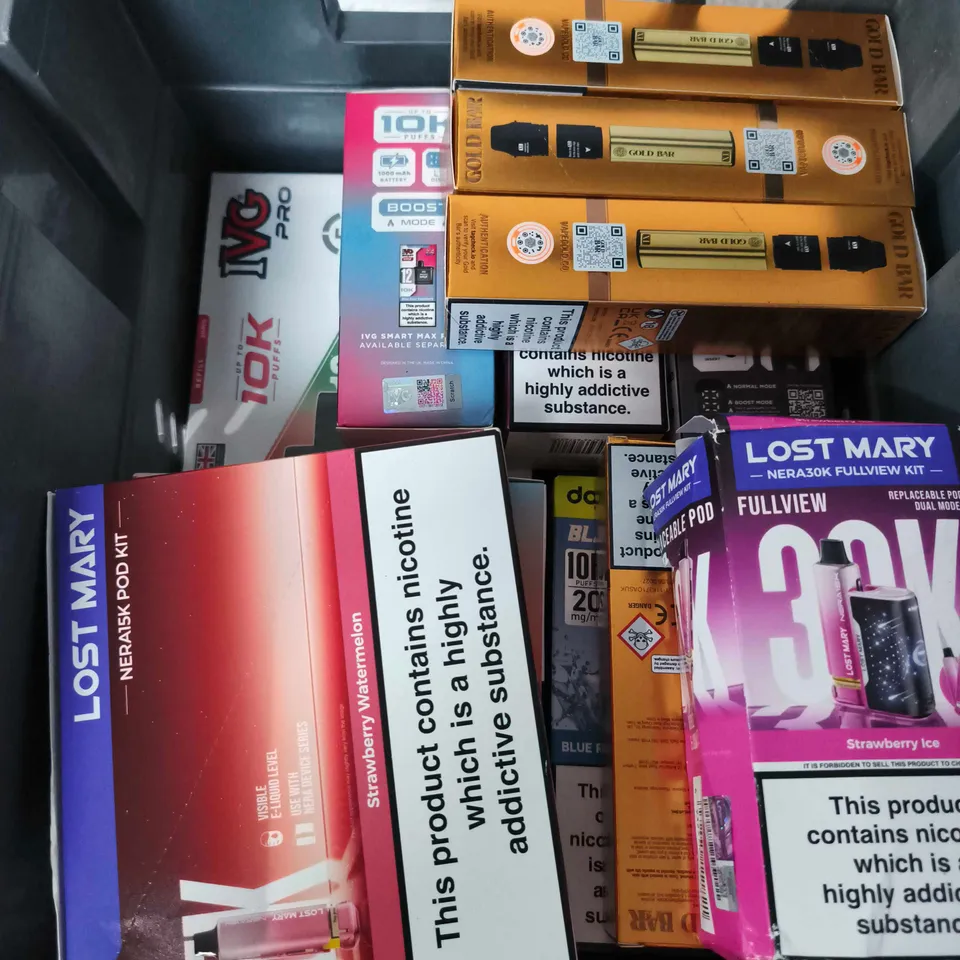 APPROXIMATELY 15 ASSORTED E-CIGARETTE AND VAPE PRODUCTS TO INCLUDE PYNE POD, GOLD BAR, IVG ETC 