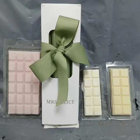 APPROXIMATELY 30 ASSORTED HOUSEHOLD ITEMS TO INCLUDE MRS ALICE CANDLE STICKS, WAX MELTS IN VARIOUS SCENTS AND SIZES, ETC