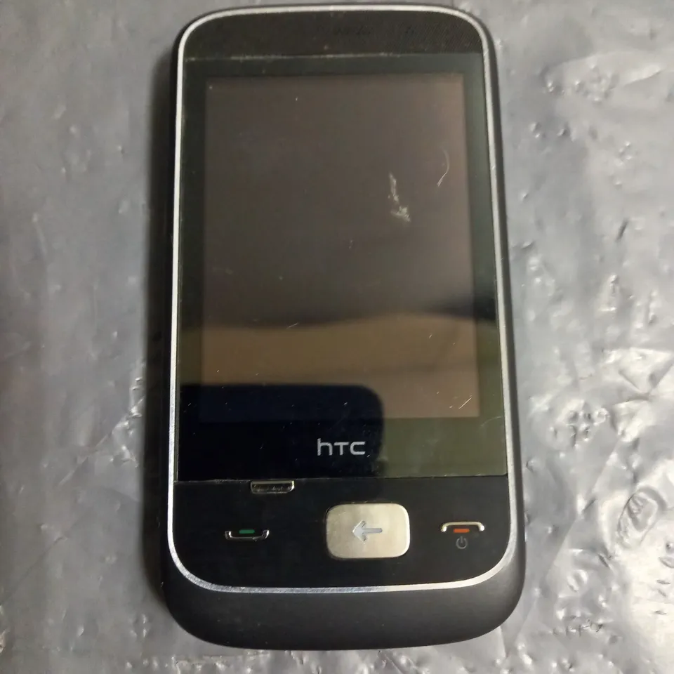 BOXED HTC SMART F3188 PHONE IN BLACK