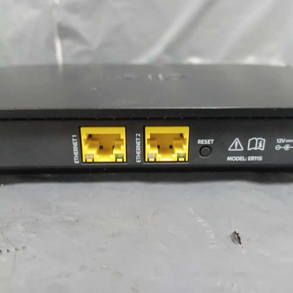 SKY BROADBAND HUB BLACK MODEL NUMBER ER115