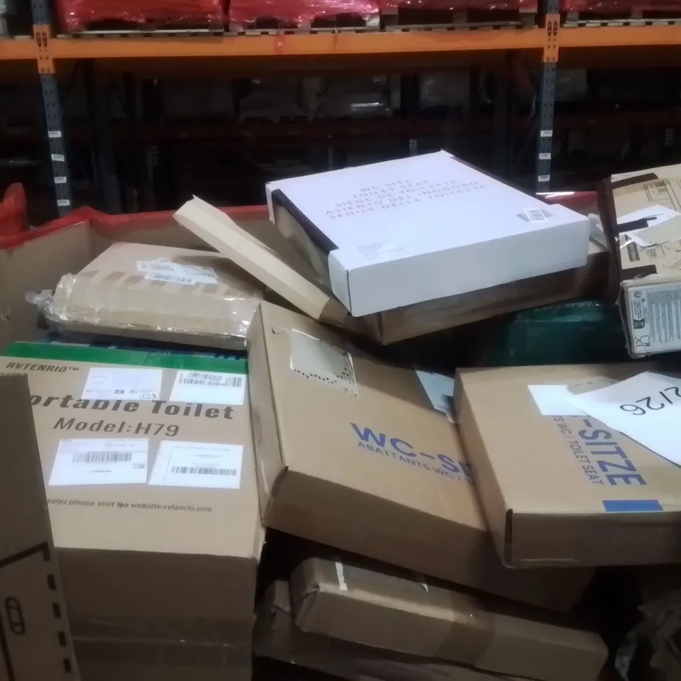 PALLET CONTAINING VARIOUS ASSORTED ITEMS TO INCLUDE:TOILET SEATS, SPICE RACK,VENETIAN BLIND, MATTRESS TOPPER, PORTABLE TOILET AND OTHER ASSORTED ITEMS...