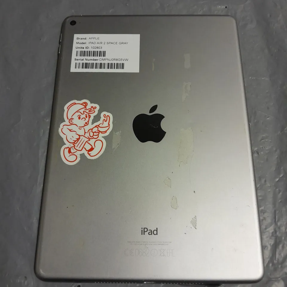 UNBOXED APPLE IPAD AIR 2 IN SPACE GREY - A1566
