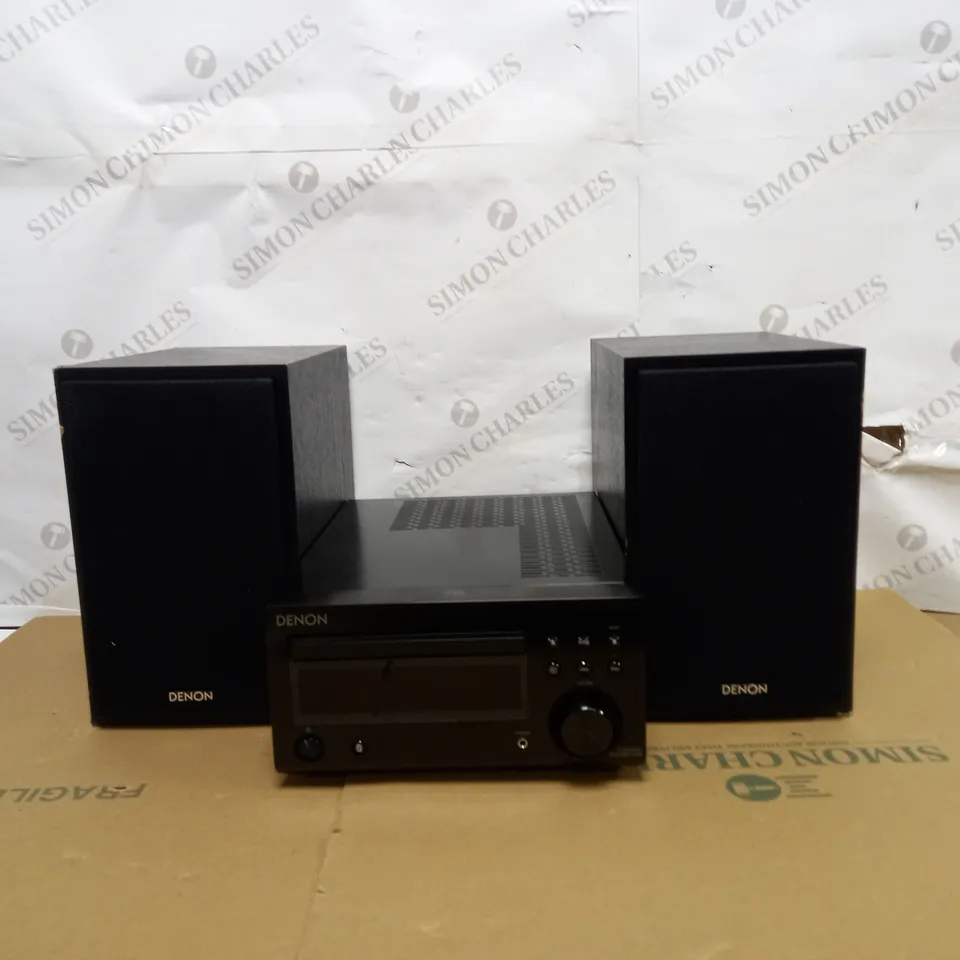 DENON D-M41DAB HI-FI SYSTEM WITH DENON SCN-10 SPEAKERS