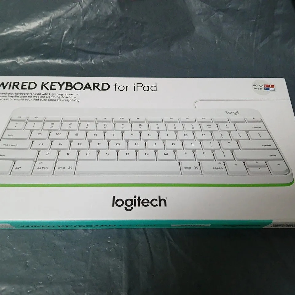 LOGITECH WIRED KEYBOARD FOR IPAD – BOXED
