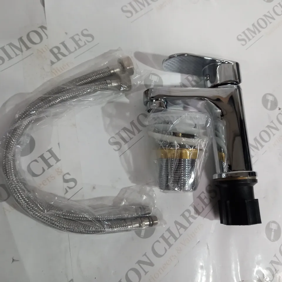 SILVER TAP FITTING