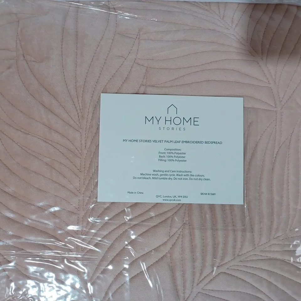 BOXED MY HOME STORIES VELVET PALM LEAF EMBROIDERED BEDSPREAD - BLUSH