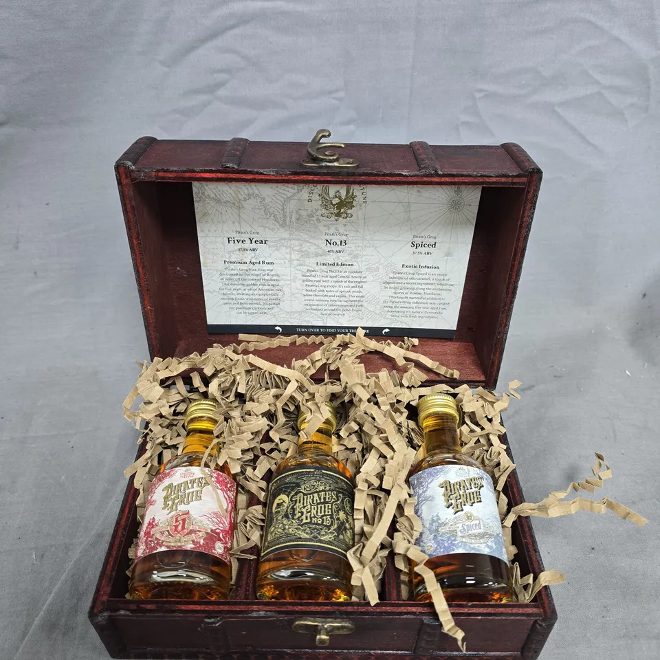 PIRATE'S GROG ORIGINAL RUM MINIATURES 3X50ML - COLLECTION ONLY