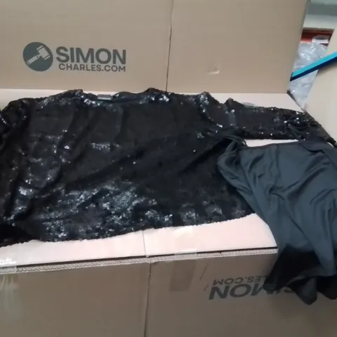 BOXED BRAND NEW APPROXIMATELY 13 SIMPLY BE SEQUIN TOP BLACK SIZE 22