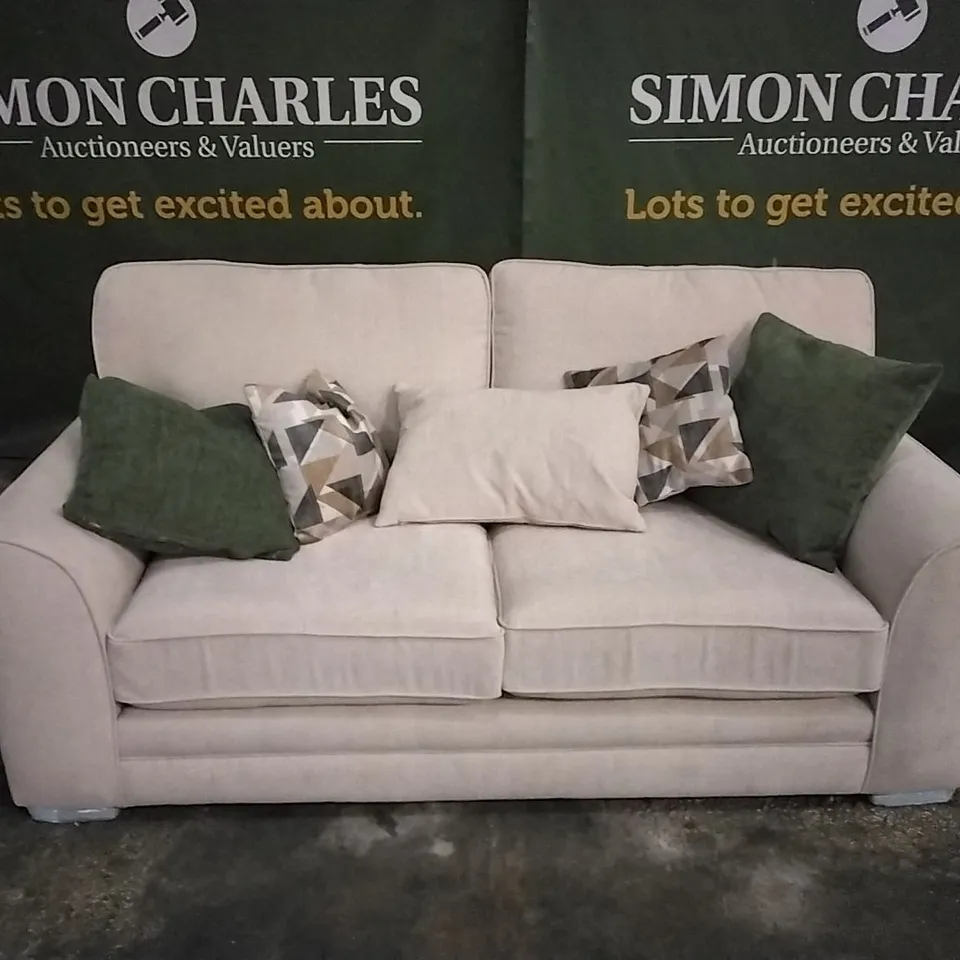 QUALITY DESIGNER FABRIC UPHOLSTERED 3 SEATER SOFA