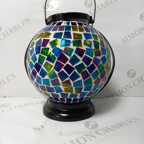 GARDEN REFLECTION OUTDOOR LANTERN LIGHT