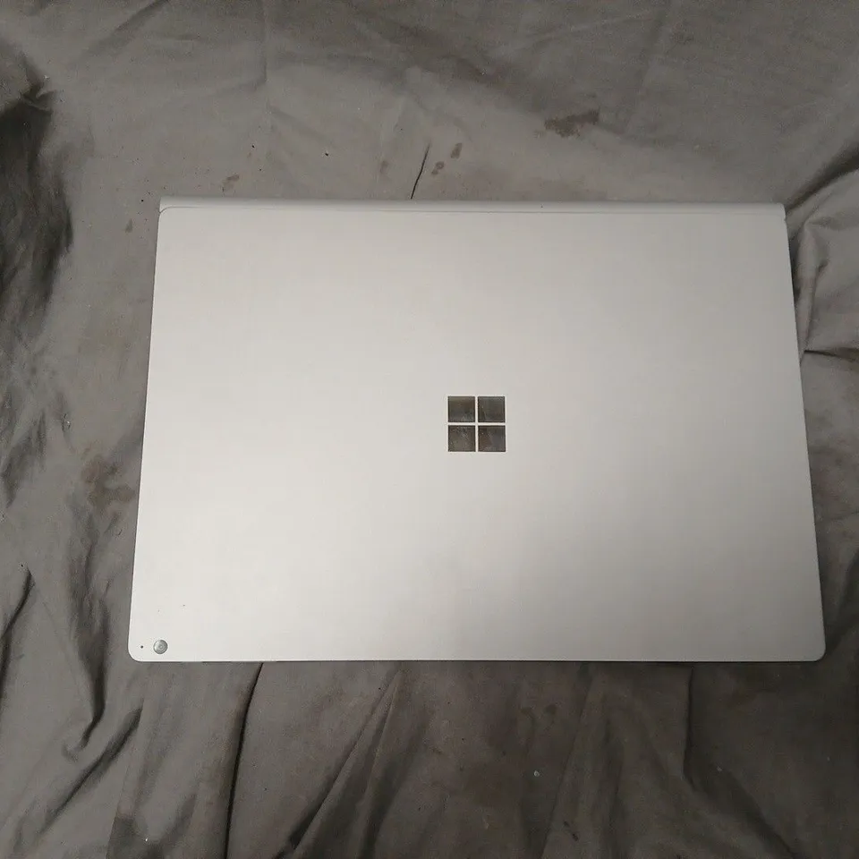 MICROSOFT SURFACE BOOK LAPTOP (MODEL UNSPECIFIED)