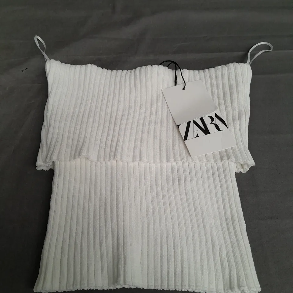 ZARA STRECH STRAP WHITE TOP - SMALL