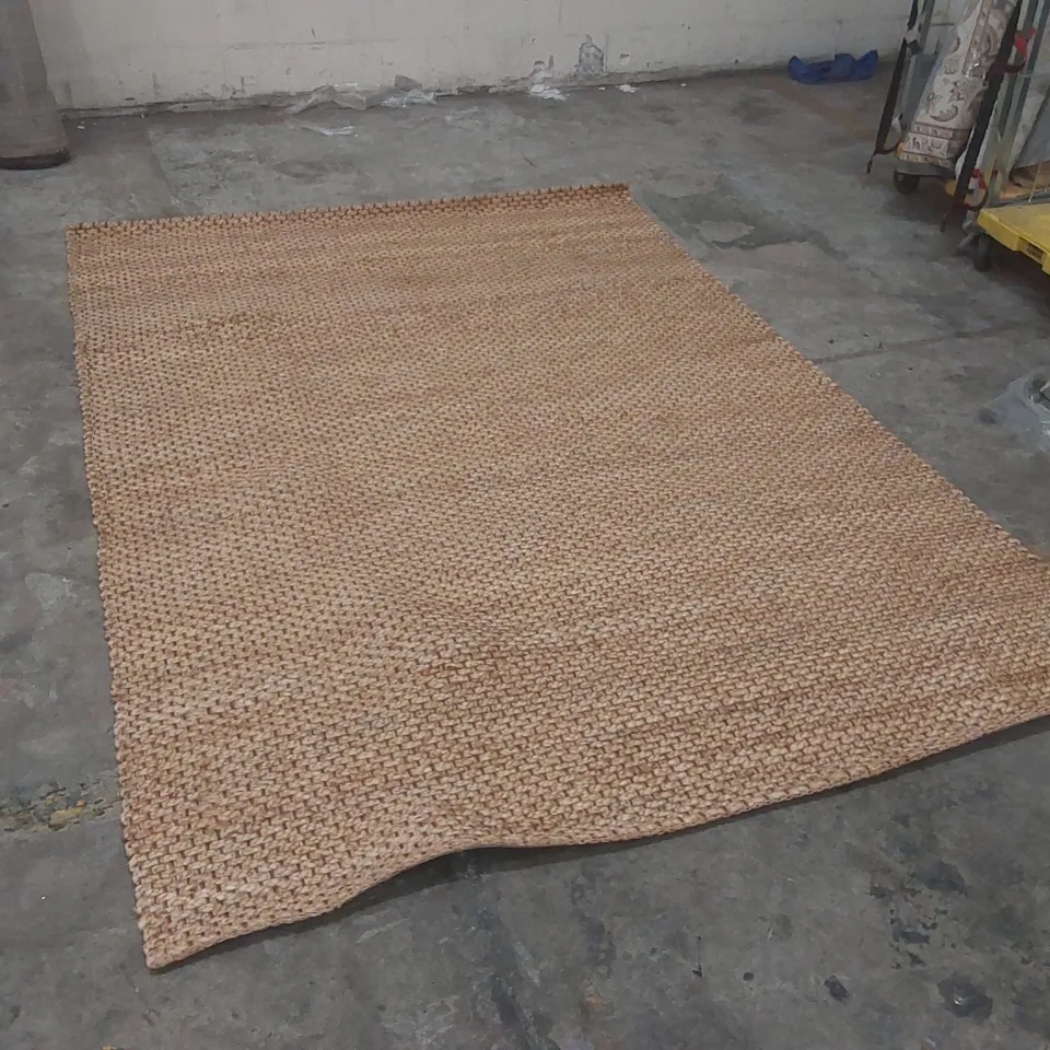 QUALITY DESIGNER AREA RUG - APPROXIMATELY 290 x 200cm