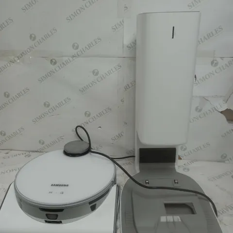 SAMSUNG JET BOT™ AI+ ROBOT VACUUM CLEANER WITH AUTO EMPTY CLEAN STATION - WHITE