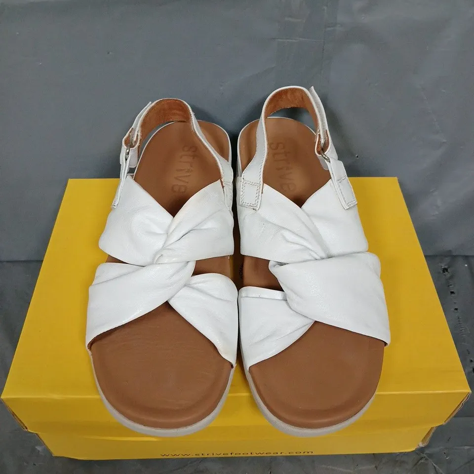 BOXED PAIR OF STRIVE TAHITI SANDALS - UK SIZE 7