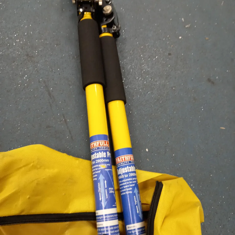 PAIR OF FAITHFUL ADJUSTABLE PROPS / COLLECTION ONLY