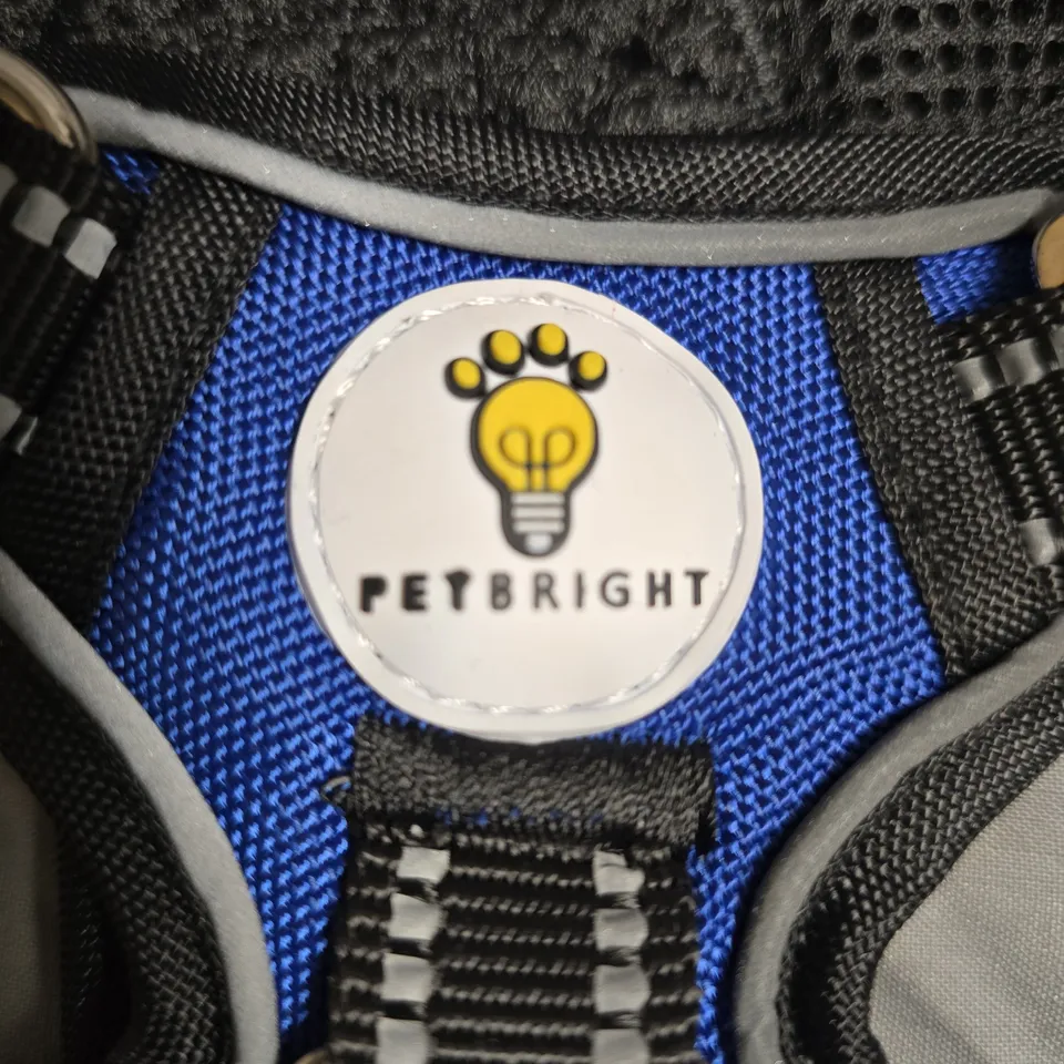 APPROXIMATELY 30 PETBRIGHT DOG HARNESS – BLUE/BLACK VEST WITH MESH
