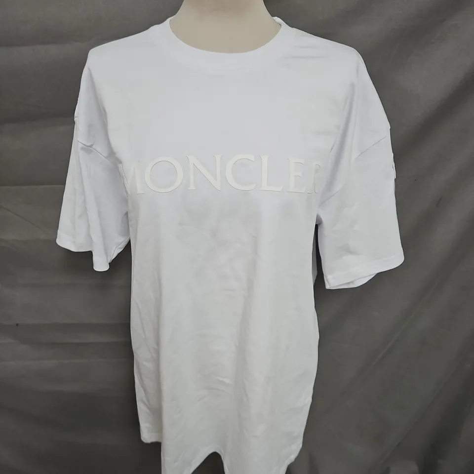 MONCLER HEAVYWEIGHT TSHIRT IN WHITE SIZE L