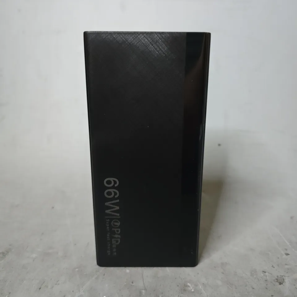 BOXED POWER BANK SUPER FAST - SIZE UNSPECIFIED 