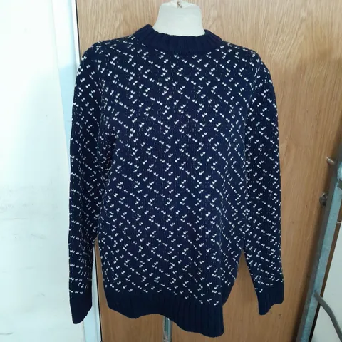 SEASALT MEN'S LAMBSWOOL CLLAMINKS JUMPER IN BAROMETER SEA CAVE SIZE M