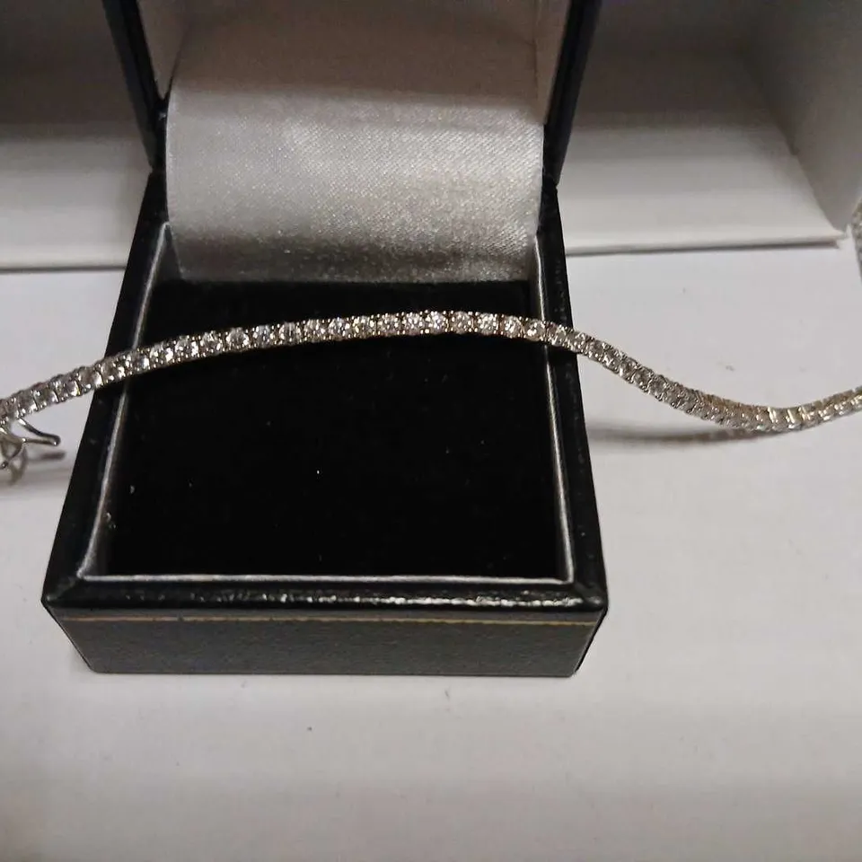 DIAMONIQUE 2.3-2.5CT FINE TENNIS BRACELET STERLING SILVER RHODIUM PLATED 