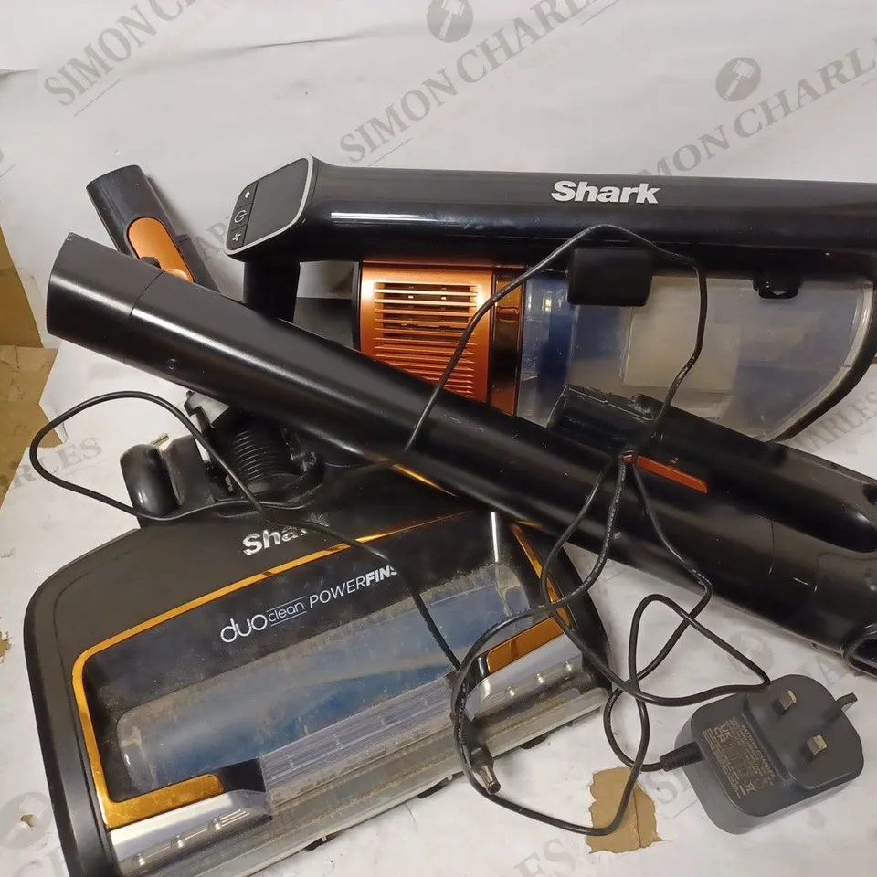SHARK DUO CLEAN POWER FINS VACUUM CLEANER
