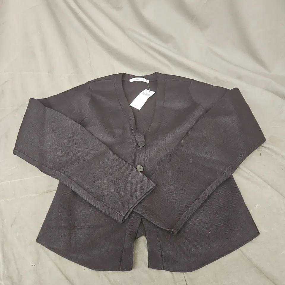 ABERCROMBIE & FITCH KNIT CARDIGAN – MEDIUM, BLACK