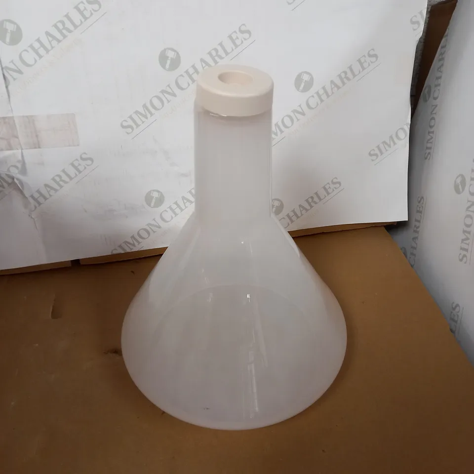 PLUMEN MODEL_A DROP TOP LAMP SHADE