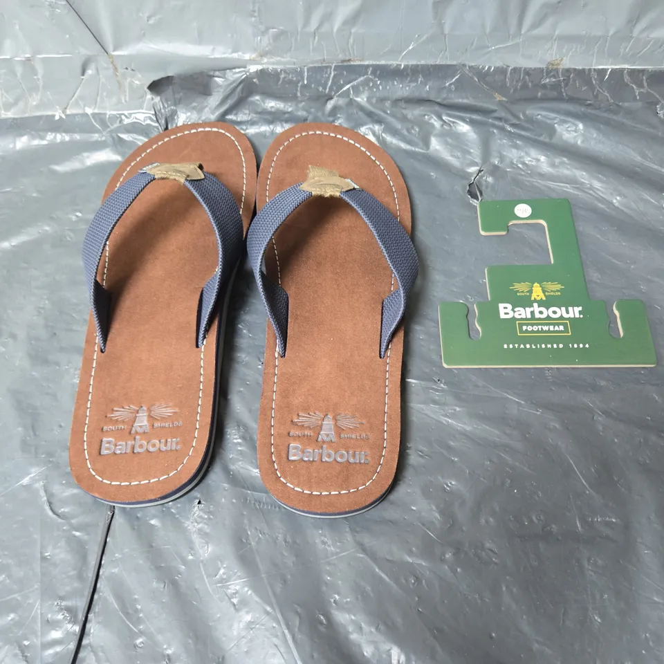 BARBOUR TOEMAN BEACH SANDALS SIZE 11