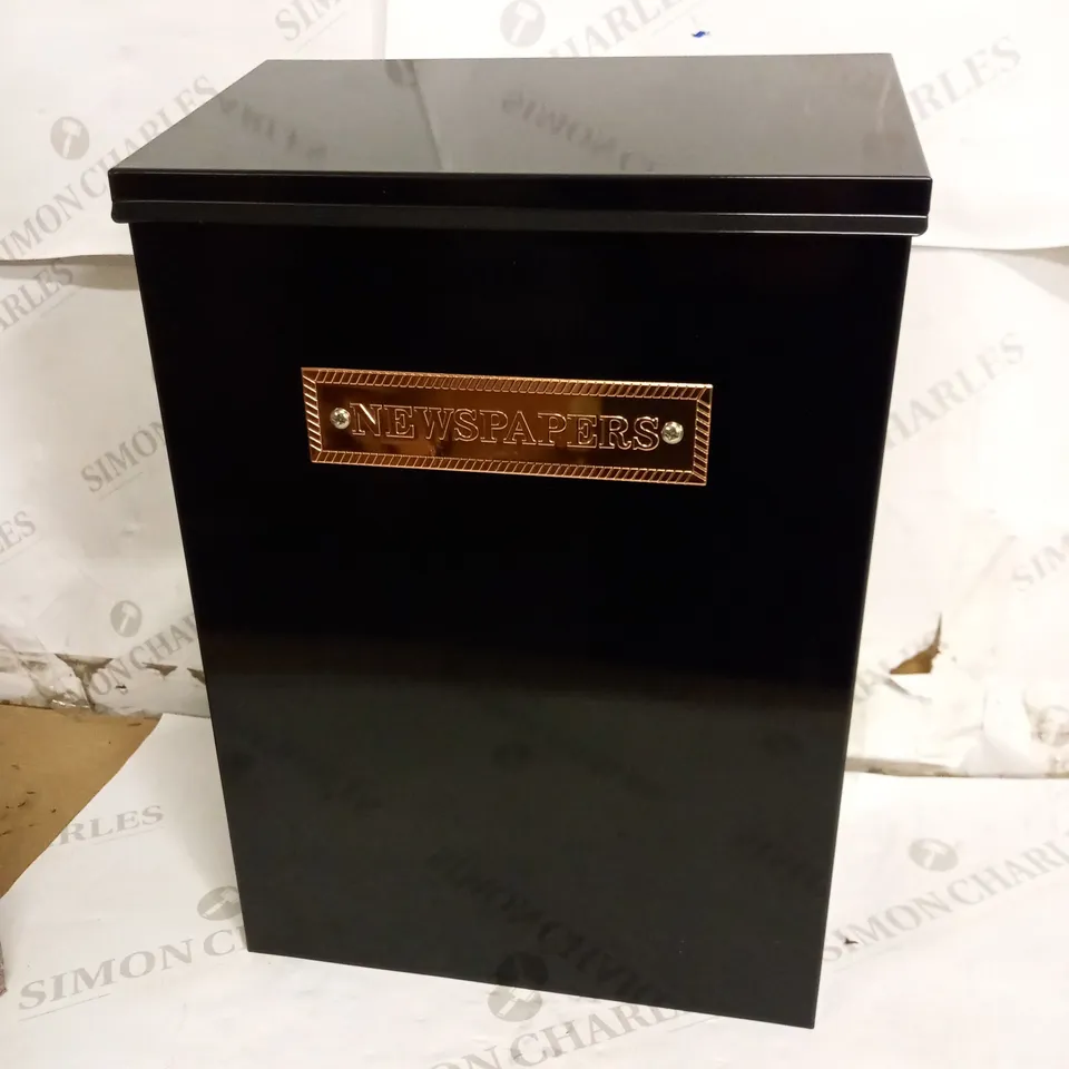 STERLING THAMES STEEL NEWSPAPER BOX - BLACK/ROSEGOLD