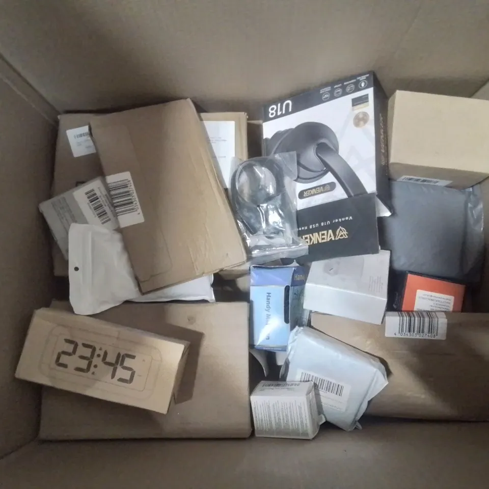 BOX CONTAINING LARGE AMOUNT OF MIXED ELECTRICAL ITEMS, PHONE ACCESSORIES ETC