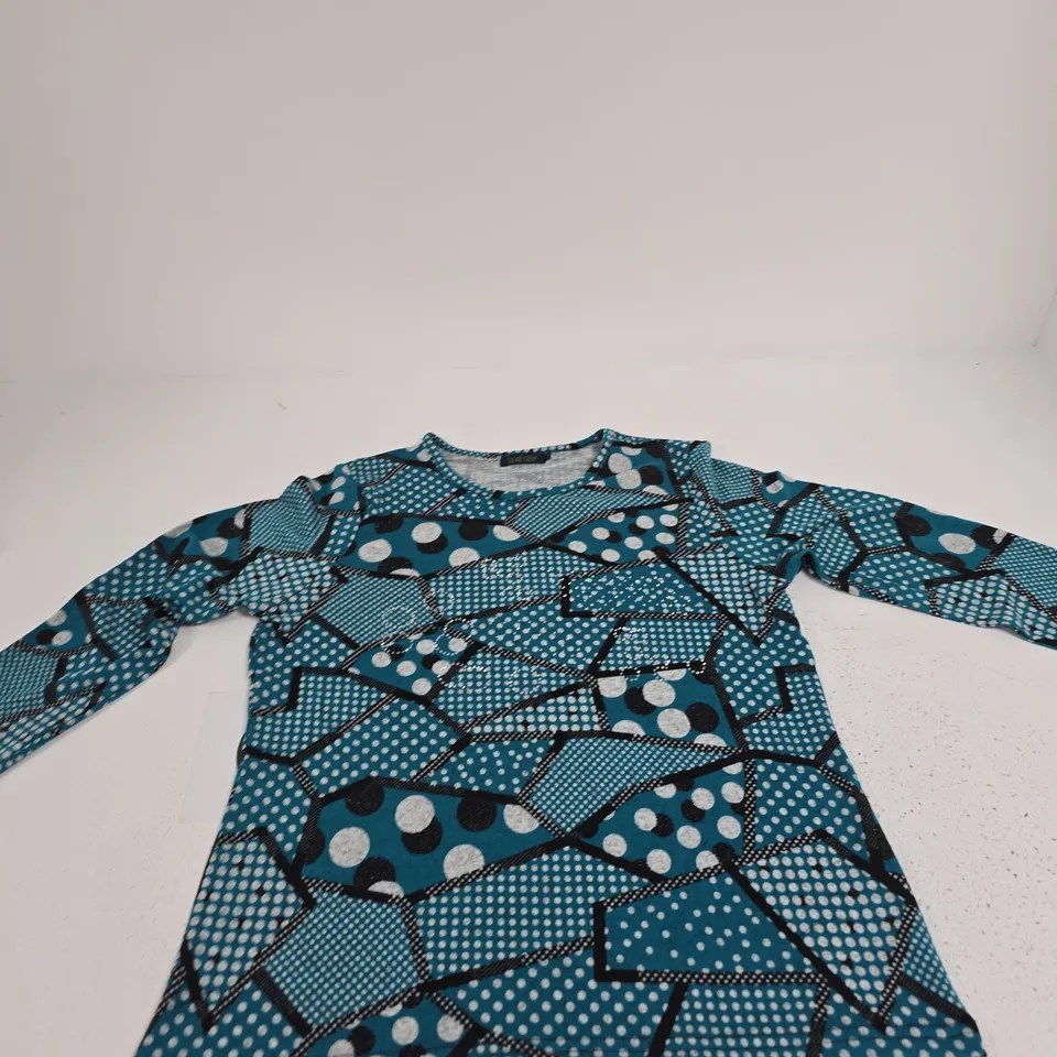 SUGAR CRISP WOMEN'S TOP – SIZE M