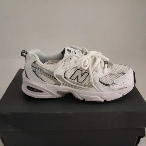 NEW BALANCE WHITE/SILVER TRAINERS UK 4 BOXED