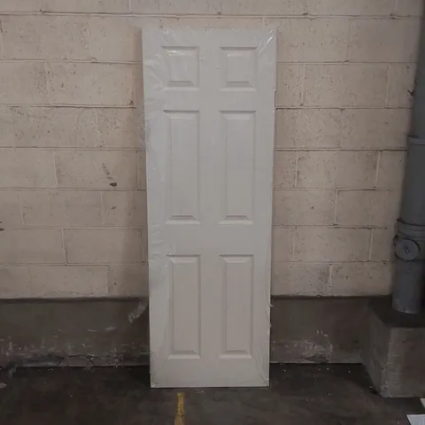 WOODEN INTERNAL DOOR - APPROXIMATELY 198.3 x 68.7cm