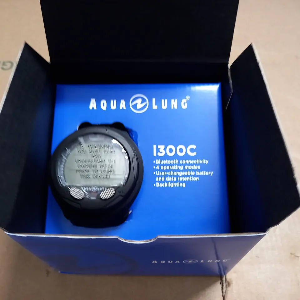 BOXED AQUA LUNG I300C DIVE COMPUTER