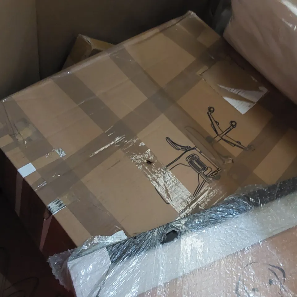 PALLET OF ASSORTED CONSUMER GOODS AND FURNITURE PRODUCTS TO INCLUDE; OFFICE CHAIRS, MULTIFUNCTIONAL FOOD PROCESSORS, MAGNETIC MINI EXERCISE BIKE, METAL FRAME MIRROR ECT. 