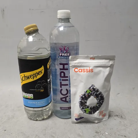 APPROXIMATELY 8 ASSORTED DRINK ITEMS TO INCLUDE - AIR UP CASSIS , ACTIPH IONISED WATER , SCHWEPPES PEPPERMINT CORDIAL ETC