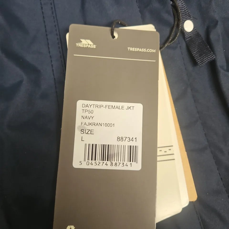 TRESPASS DAYTRIP FEMALE JACKET - NAVY, UK SIZE L
