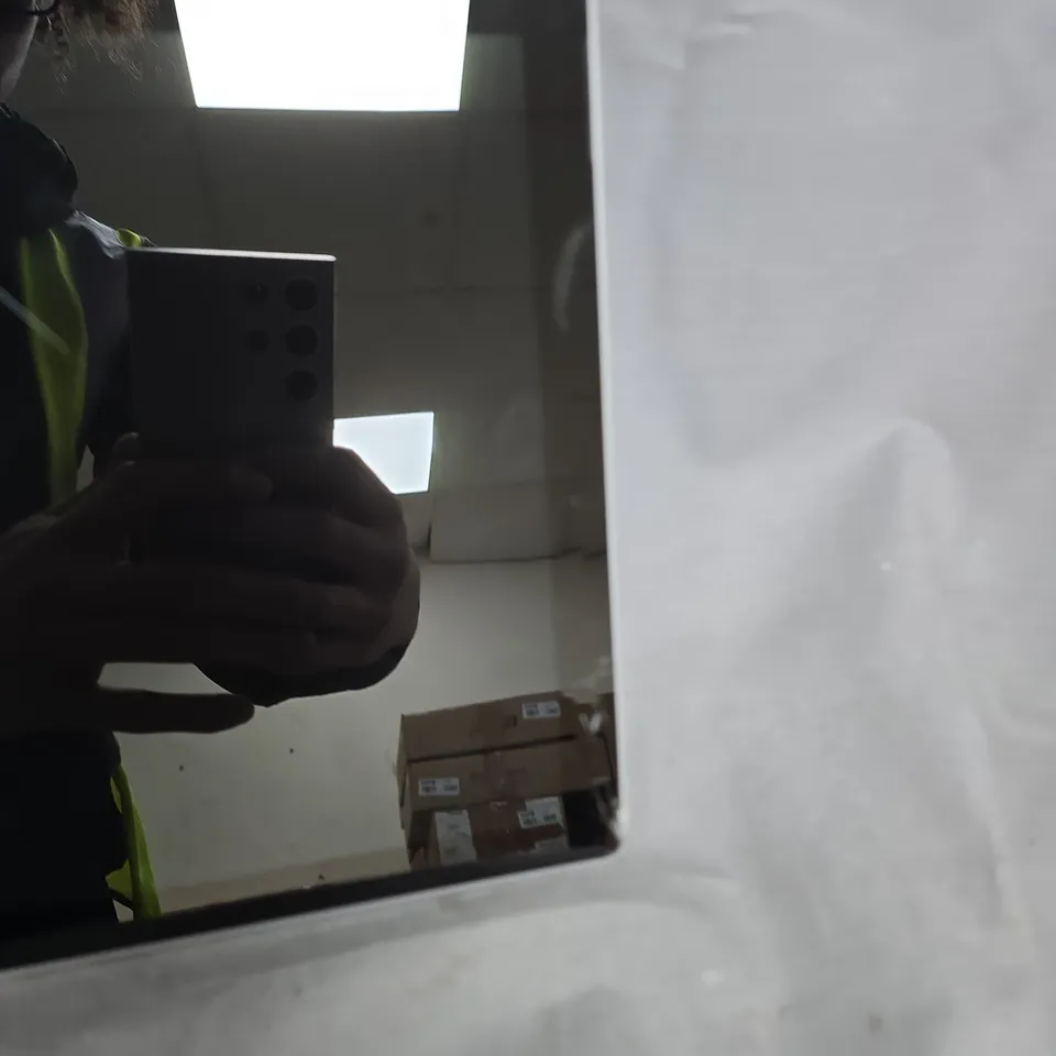 MICROSOFT SURFACE PRO 5 TABLET – I5-7300U, 8GB RAM, 256GB SSD, 12.3-INCH DISPLAY – NO KEYBOARD