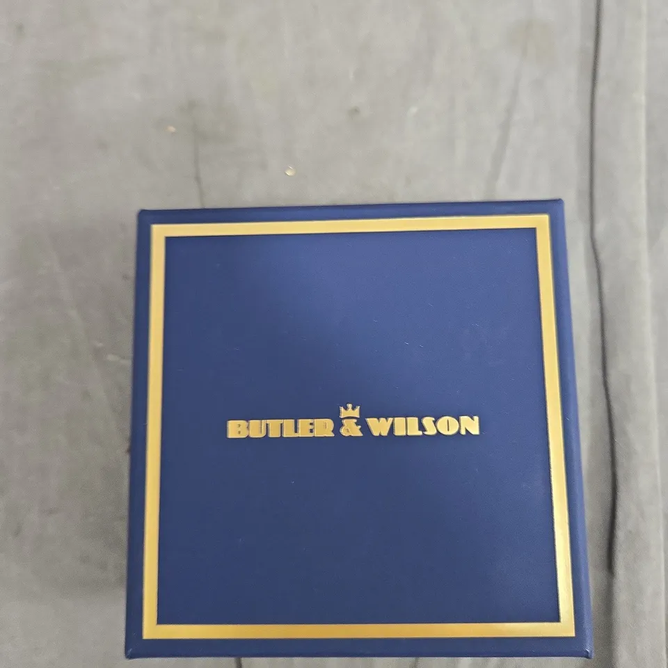 BUTLER & WILSON CRYSTAL RHINESTONE BROOCH – ABSTRACT DANCER FIGURE (BOXED)