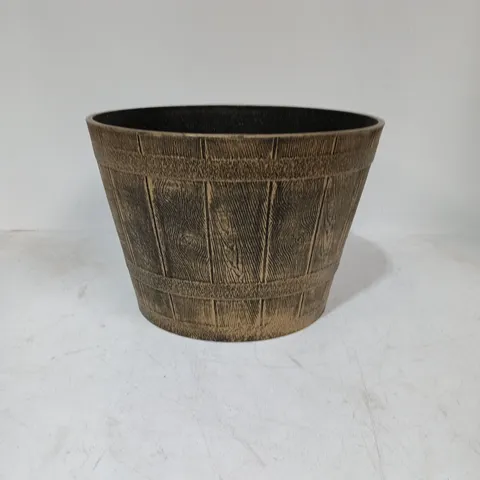 WOODE EFFECT ROUND GARDEN PLANTER - H 30CM X D 44CM