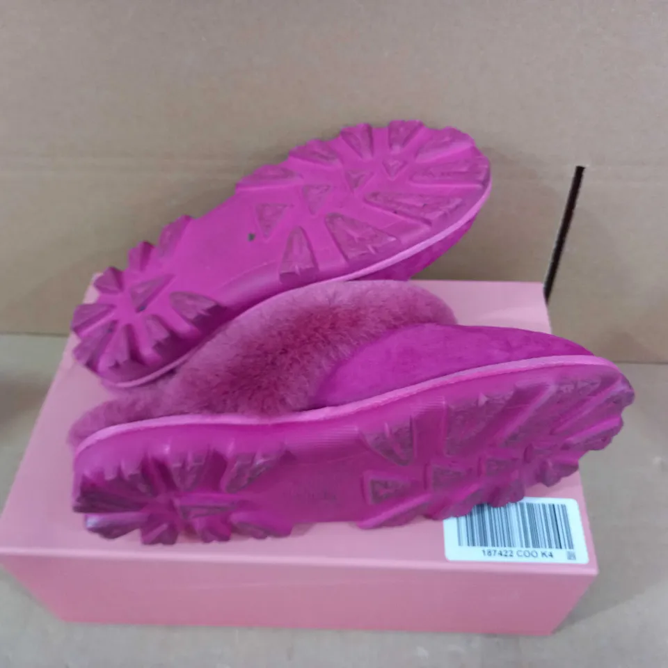MODA IN PELLE COSSIE SLIPPER SIZE 4