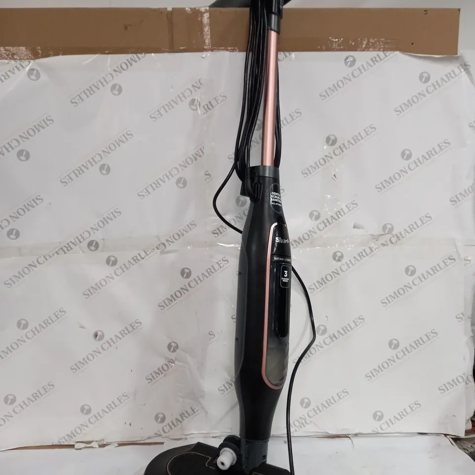 SHARK STEAM SCRUBBER WITH STEAM BLAST S7201 - COLLECTION ONLY