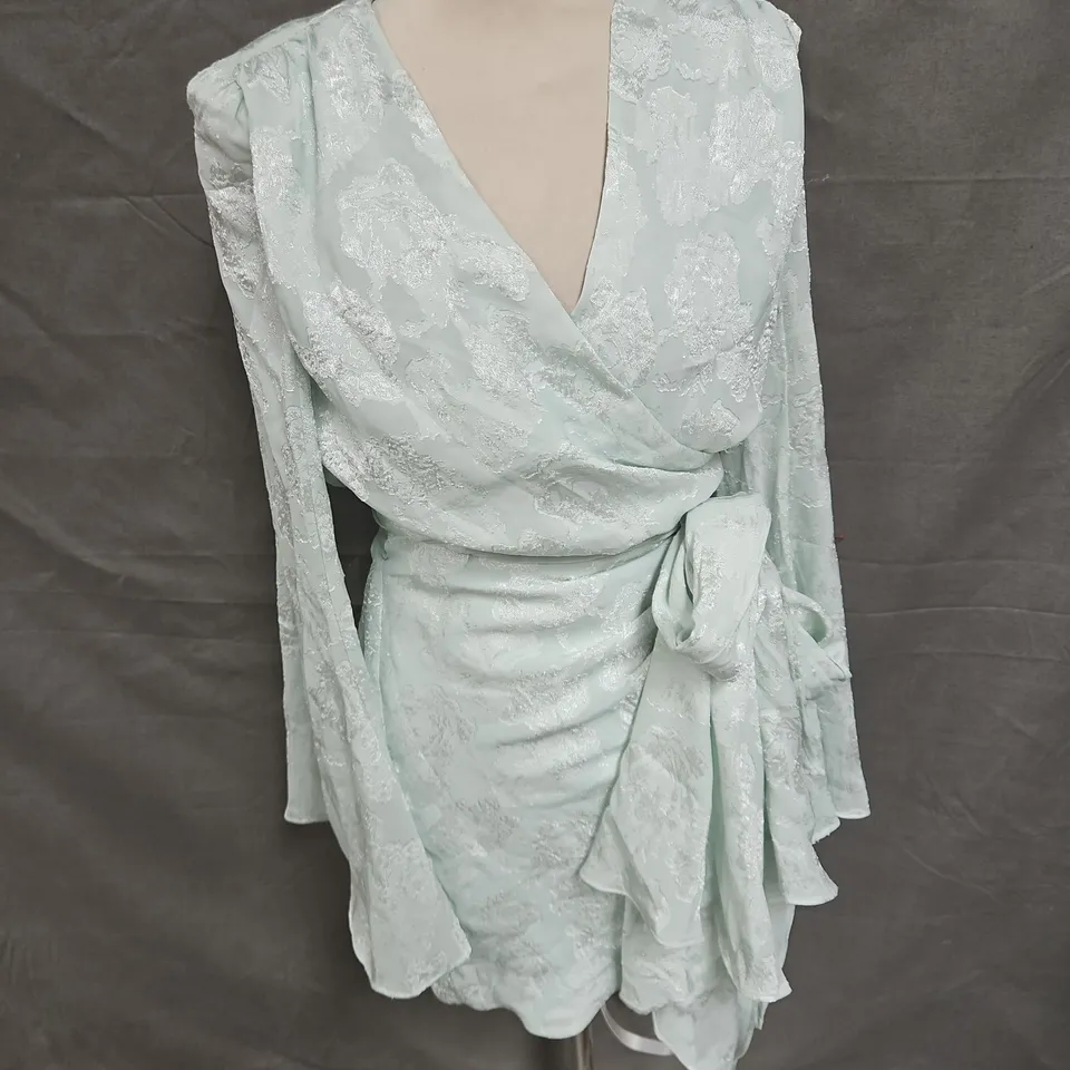 CLUB LONDON DOREEN LONG SLEEVE WRAP MINI DRESS IN MINT SIZE 8