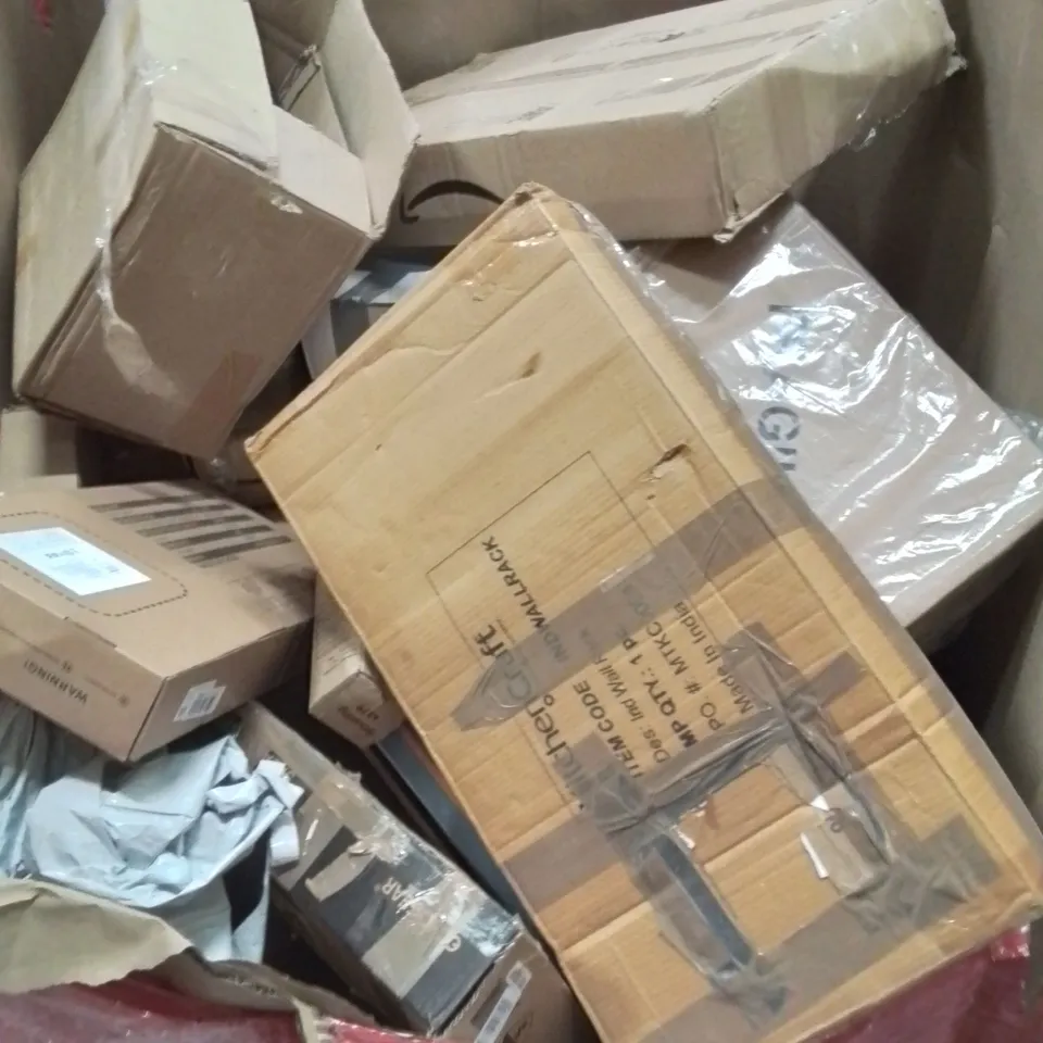 PALLET OF ASSORTED HOUSEHOLD GOODS AND PRODUCTS TO INCLUDE;TURNTABLE HI-FI SYSTEM WITH SPEAKERS,TOMAHAWK FLOOR CUTTER,TERRAMASTER 