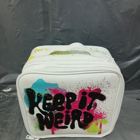 KEEP IT WEIRD MAKE UP ORGANISER